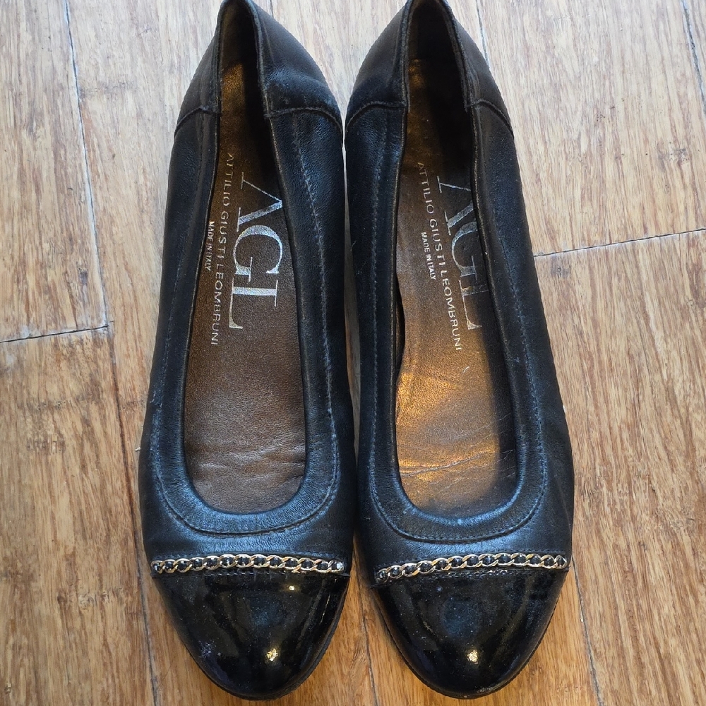 AGL Black Leather Flats with Chain Detail